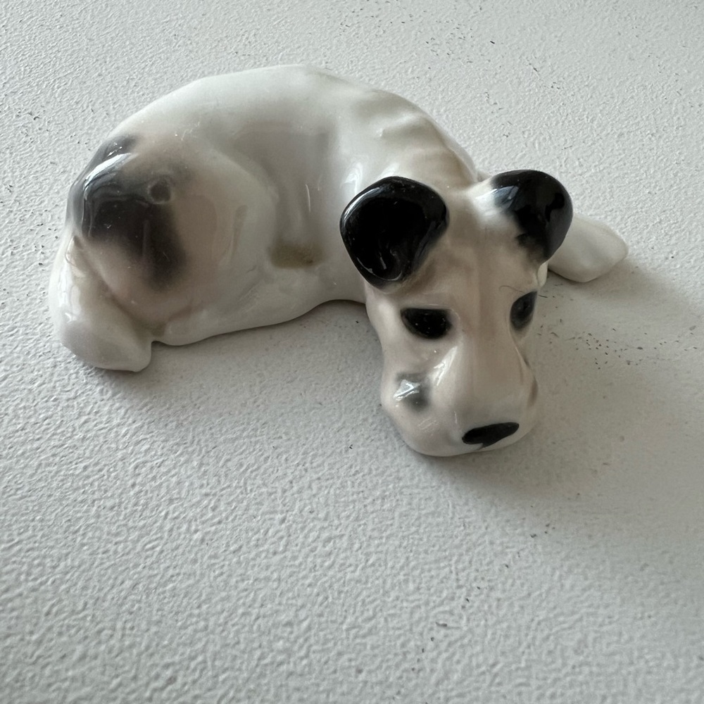 VTG Pfeffer Gotha Porcelain Fox Terrier Figurine Dog Laying Down Hand Painted